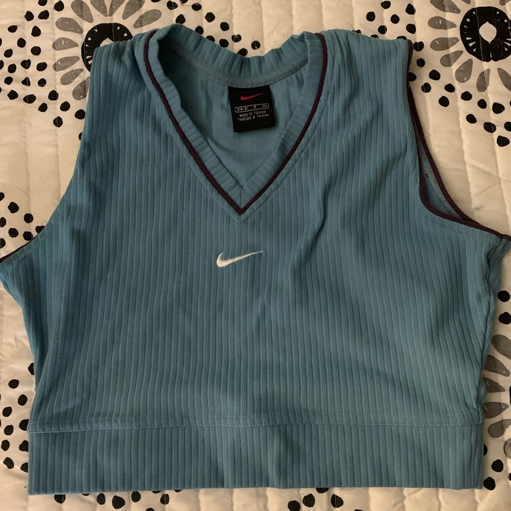 Vintage Nike cropped top
